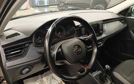 Skoda Rapid II, 2020 год, 1 600 000 рублей, 14 фотография