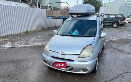 Toyota FunCargo, 2000 год, 450 000 рублей, 2 фотография