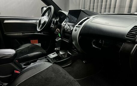 Mitsubishi Pajero Sport II рестайлинг, 2012 год, 1 479 900 рублей, 17 фотография