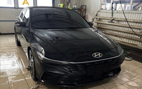 Hyundai Elantra, 2023 год, 2 370 000 рублей, 3 фотография