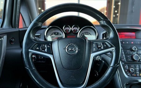 Opel Astra J, 2011 год, 620 000 рублей, 11 фотография