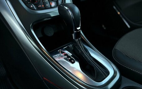 Opel Astra J, 2011 год, 620 000 рублей, 19 фотография