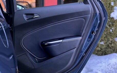 Opel Astra J, 2011 год, 620 000 рублей, 25 фотография