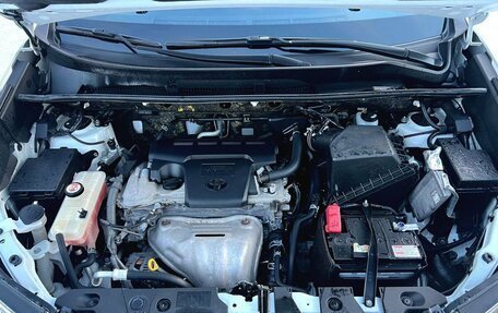 Toyota RAV4, 2019 год, 2 800 000 рублей, 4 фотография