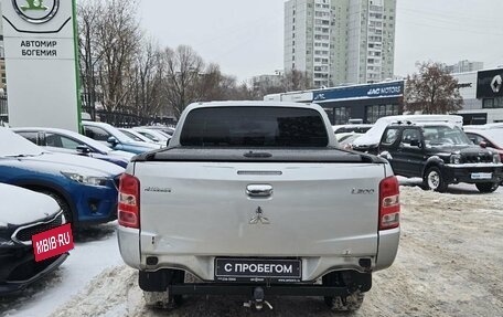 Mitsubishi L200 IV рестайлинг, 2018 год, 1 540 000 рублей, 7 фотография