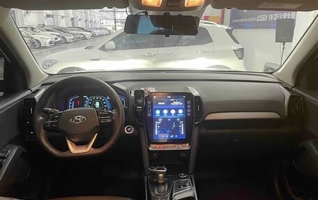 Hyundai ix35, 2022 год, 2 100 000 рублей, 10 фотография