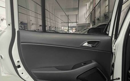 Hyundai ix35, 2022 год, 2 100 000 рублей, 20 фотография