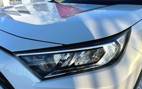 Toyota RAV4, 2023 год, 3 500 000 рублей, 7 фотография