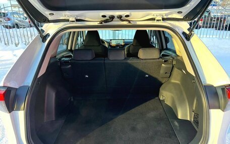 Toyota RAV4, 2023 год, 3 500 000 рублей, 11 фотография