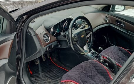 Chevrolet Cruze II, 2013 год, 700 000 рублей, 3 фотография