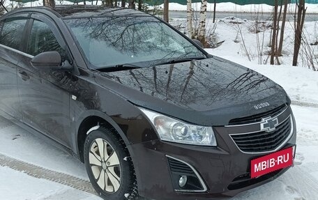 Chevrolet Cruze II, 2013 год, 700 000 рублей, 2 фотография