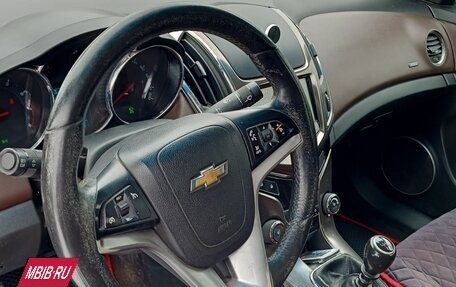 Chevrolet Cruze II, 2013 год, 700 000 рублей, 33 фотография