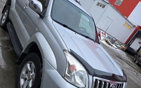 Toyota Land Cruiser Prado 120 рестайлинг, 2004 год, 1 600 000 рублей, 10 фотография
