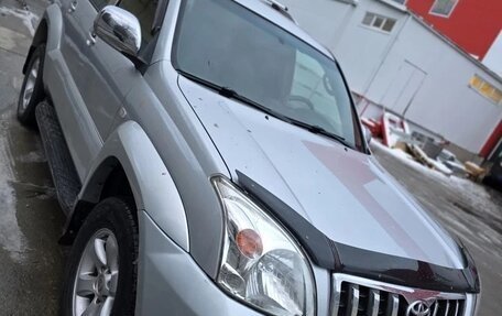 Toyota Land Cruiser Prado 120 рестайлинг, 2004 год, 1 600 000 рублей, 20 фотография