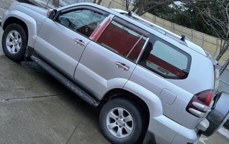 Toyota Land Cruiser Prado 120 рестайлинг, 2004 год, 1 600 000 рублей, 30 фотография