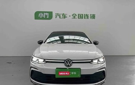 Volkswagen Golf VIII, 2023 год, 2 380 000 рублей, 2 фотография