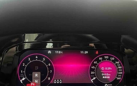 Volkswagen Golf VIII, 2023 год, 2 380 000 рублей, 11 фотография