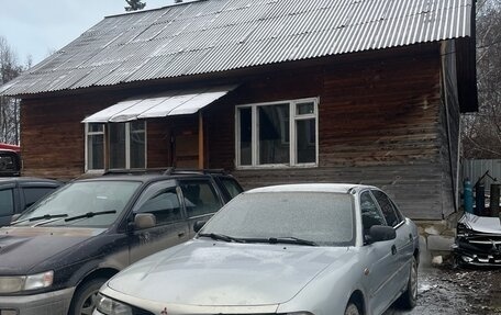 Mitsubishi Galant VIII, 1995 год, 120 000 рублей, 1 фотография