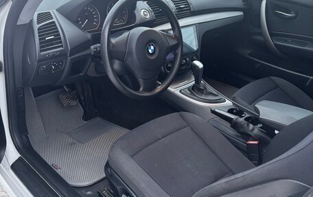 BMW 1 серия, 2011 год, 850 000 рублей, 3 фотография