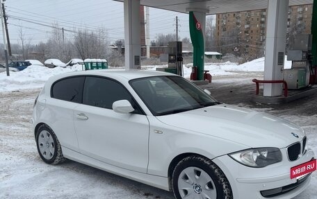 BMW 1 серия, 2011 год, 850 000 рублей, 7 фотография