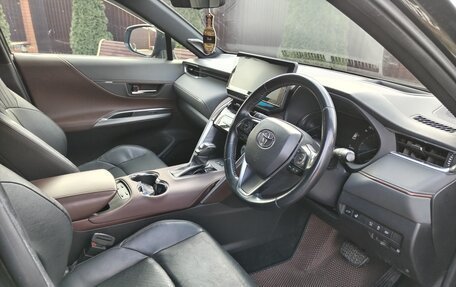 Toyota Harrier, 2020 год, 4 750 000 рублей, 13 фотография