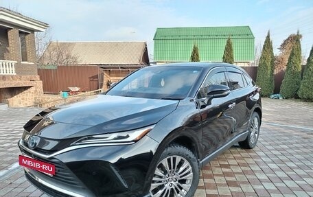 Toyota Harrier, 2020 год, 4 750 000 рублей, 3 фотография