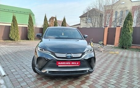 Toyota Harrier, 2020 год, 4 750 000 рублей, 2 фотография