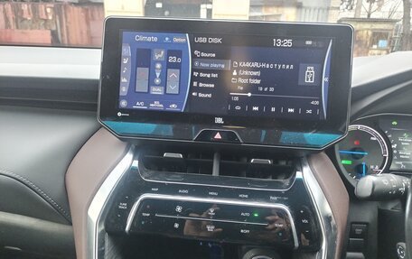 Toyota Harrier, 2020 год, 4 750 000 рублей, 15 фотография