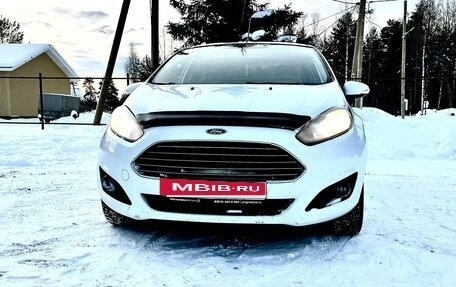 Ford Fiesta, 2016 год, 490 000 рублей, 3 фотография