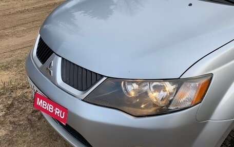 Mitsubishi Outlander III рестайлинг 3, 2008 год, 700 000 рублей, 16 фотография