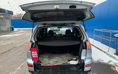 Mitsubishi Outlander III рестайлинг 3, 2008 год, 700 000 рублей, 33 фотография