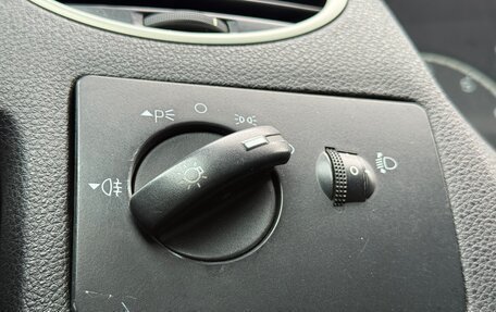 Ford Focus II рестайлинг, 2006 год, 547 000 рублей, 16 фотография