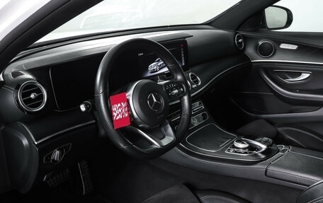 Mercedes-Benz E-Класс, 2020 год, 3 460 000 рублей, 15 фотография