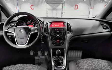 Opel Astra J, 2012 год, 579 750 рублей, 18 фотография