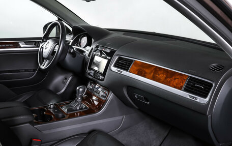 Volkswagen Touareg III, 2013 год, 2 349 000 рублей, 11 фотография