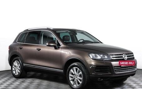 Volkswagen Touareg III, 2013 год, 2 349 000 рублей, 3 фотография