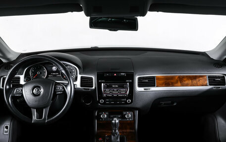 Volkswagen Touareg III, 2013 год, 2 349 000 рублей, 17 фотография