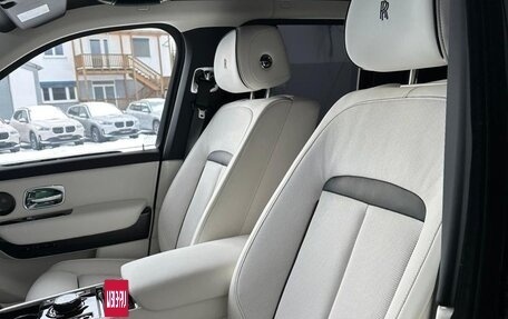 Rolls-Royce Cullinan, 2025 год, 75 000 000 рублей, 7 фотография