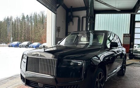 Rolls-Royce Cullinan, 2025 год, 75 000 000 рублей, 8 фотография