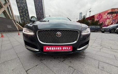 Jaguar XF II, 2016 год, 2 550 000 рублей, 11 фотография