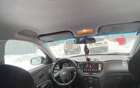 KIA Rio II, 2010 год, 550 000 рублей, 16 фотография