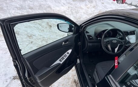 Hyundai Solaris II рестайлинг, 2015 год, 765 000 рублей, 7 фотография