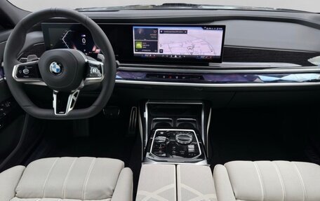 BMW 7 серия, 2025 год, 15 030 000 рублей, 5 фотография