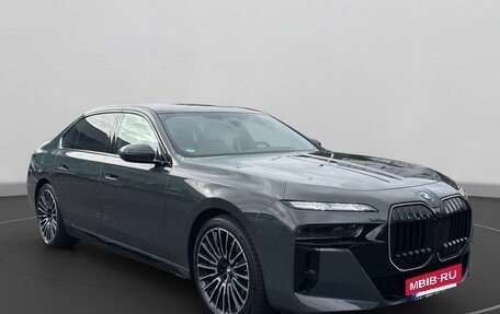 BMW 7 серия, 2025 год, 15 030 000 рублей, 2 фотография