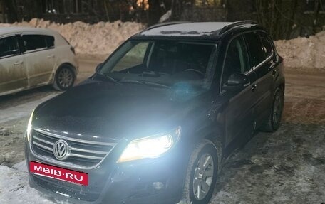 Volkswagen Tiguan I, 2011 год, 1 200 000 рублей, 2 фотография