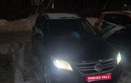 Volkswagen Tiguan I, 2011 год, 1 200 000 рублей, 3 фотография