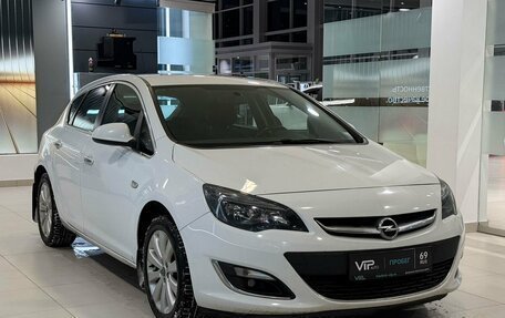 Opel Astra J, 2013 год, 1 097 000 рублей, 3 фотография