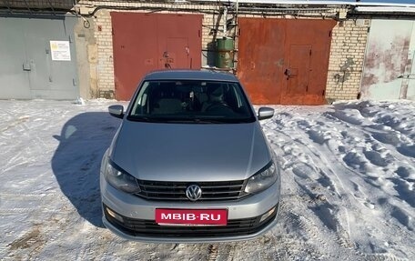 Volkswagen Polo VI (EU Market), 2016 год, 900 000 рублей, 1 фотография