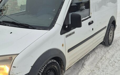 Ford Tourneo Connect I, 2013 год, 750 000 рублей, 6 фотография