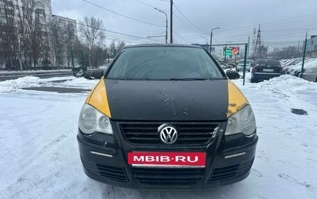 Volkswagen Polo IV рестайлинг, 2005 год, 185 000 рублей, 2 фотография